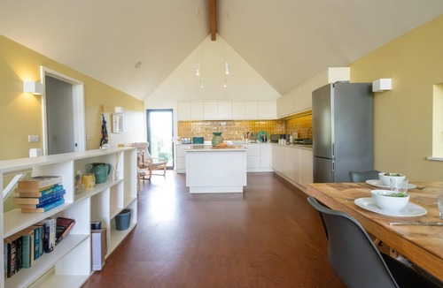 Eastbridge Cottage | Sedge House, Eastbridge, near Leiston, RSPB Minsmere Nature Reserve, Dunwich - sleeps 6 - Aldeburgh