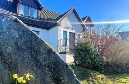 Tighnabruaich Cottage | Sedna - luxury holiday home with spectacular sea views