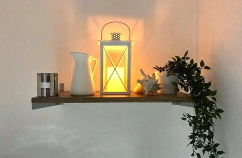 Poole House | * SEE OVER 170 AMAZING GUEST REVIEWS ON AIRBNB * Location * Location * Location