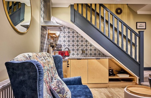 Londonderry Apartment | Self contained 1 bedroom apartment at The Lawrence