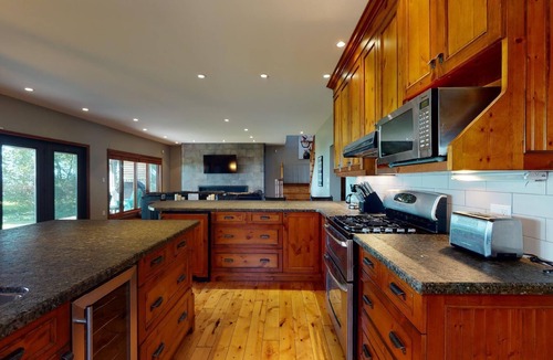 Dashwood Cottage | Serenade Cottage – Your Lakeside Getaway on Lake Huron