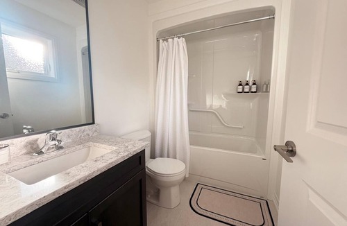 Thorold House | Serene Escape Near Niagara Falls by Hunza Royal Stays