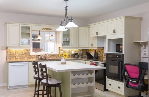 Montague House | Serene Farmhouse with Trails