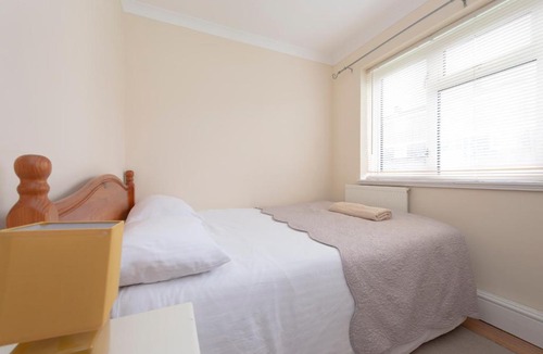Harlow Apartment | Serviced Accommodation near London and Stansted - 3 bedrooms