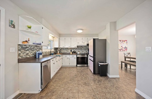 Sarnia House | Severin Poolside Retreat