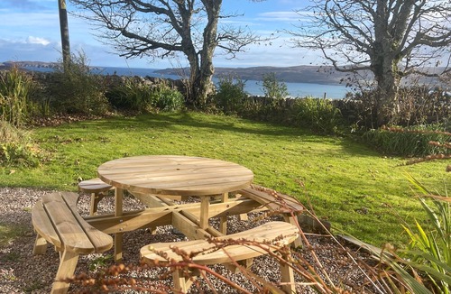 Talmine Cottage | Shepherd Moon - Sea View Cottage near NC500