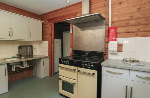 Brodick Cottage | SHORE LODGE BRODICK CASTLE, pet friendly, with open fire in Brodick