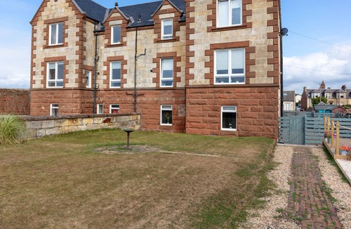 Prestwick Apartment | Shore View - Donnini Apartments