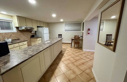 Niagara Falls Apartment | Short Walk to the Falls,SuperLargeApt,Free parking