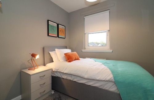Coatbridge Apartment | Signature - Carnbroe House