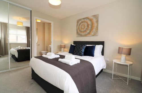 Motherwell Apartment | Signature - Morrison House
