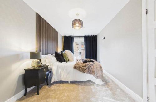 Hamilton Villa | Silverbirch House - luxury 5 bedroom property