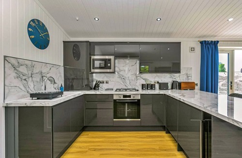 Perth Ski Chalet | Silverwood Junior Chalet