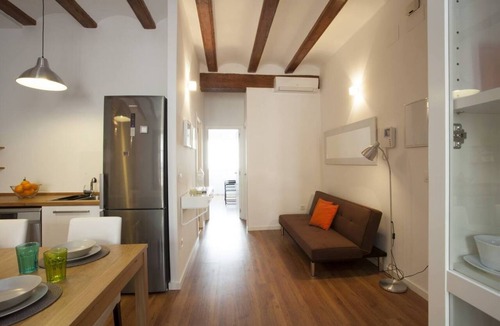 La Roqueta Apartment | Singular Stays Cervantes II