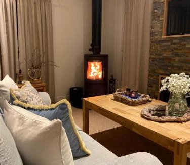 Netherton Ski Chalet | Sixpenny Bay