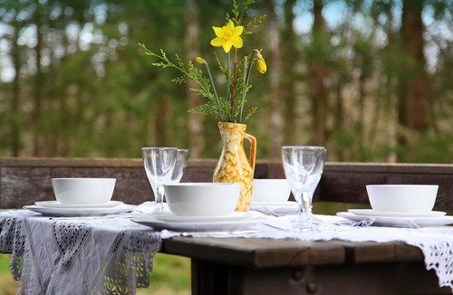 Taynuilt Cabin | SKERRY is an authentic log cabin in a lovely forest location close to Loch Awe