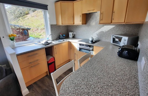 Lerags Cottage | Skye - a chalet that sleeps 3 guests in 2 bedrooms