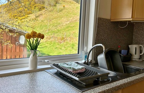 Lerags Cottage | Skye - a chalet that sleeps 3 guests in 2 bedrooms