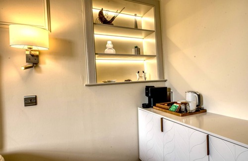 Auchterarder Apartment | Smaller Suite in ApartNest ApartHotel Auchterarder