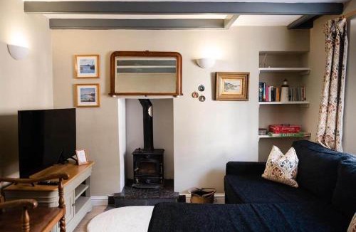 Mabe House | Smugglers Cottage in Penryn Nr Falmouth