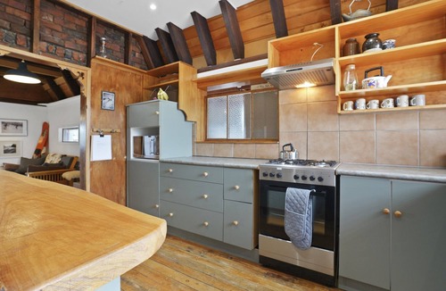 Fairlie House | Snow Chalet - Fairlie Holiday Home