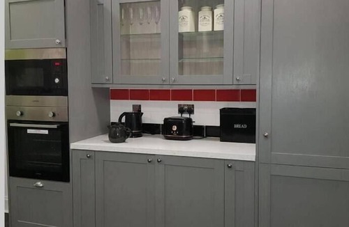 Helensburgh Apartment | Snug - Fountain Bank Apartment