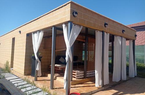Husillos House | solar eclipse house