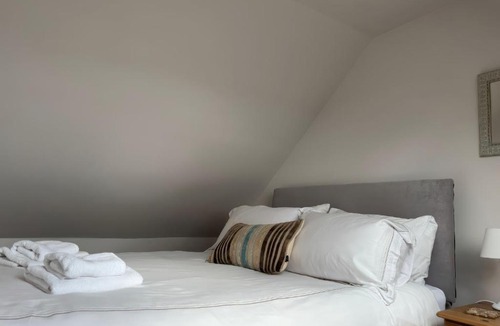 Isleornsay House | Solas