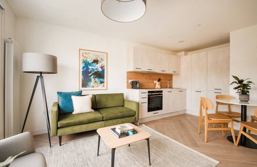 Finnieston Apartment | Sonder at Minerva Way | Superior Two-Bedroom Apartment w/Balcony