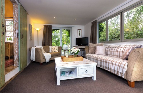Tuamarina Cottage | Soothing 1-bedroom cottage in charming Marlborough