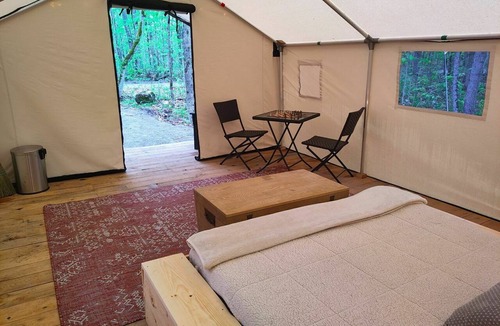 Kirkfield RV Rental | Sorrel Tent | Canvas Tent with Lake Access