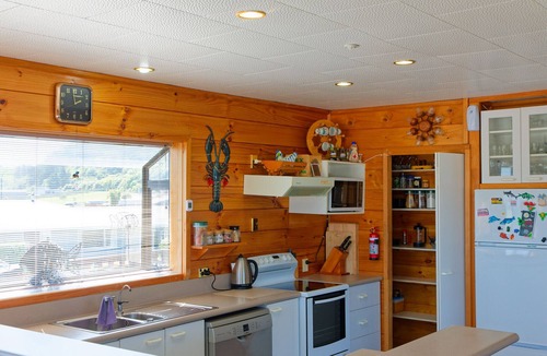 South Bay House | South Bay | Great View | Classic Kiwi Bach - KK922