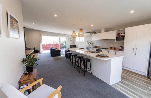 South Bay House | South Bay | Marina | Peninsula Walks - KK32565