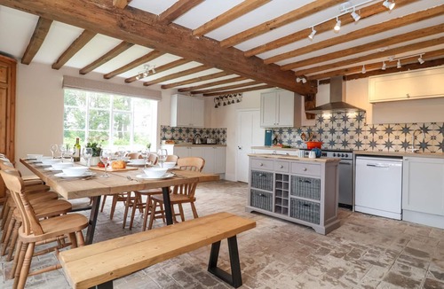 Sibton House | SOUTH GRANGE HOUSE, pet friendly, luxury holiday cottage in Sibton
