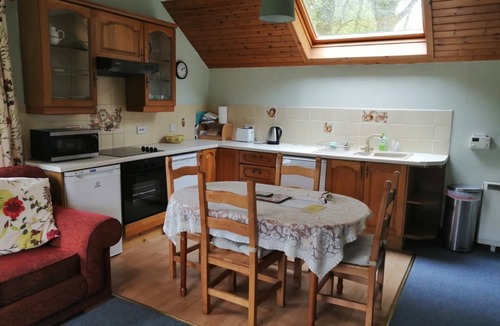 Biggar Cottage | South Lodge - sleeps 4 guests in 2 bedrooms