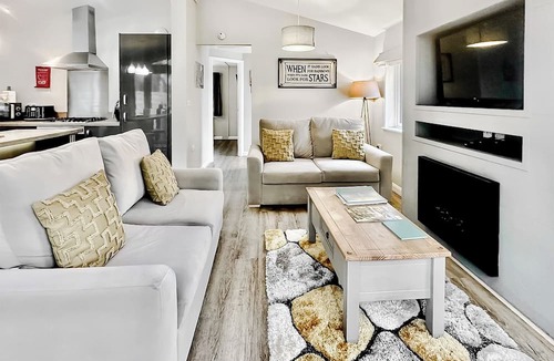 Raywell Ski Chalet | Spa Harmony (Pet Garden)