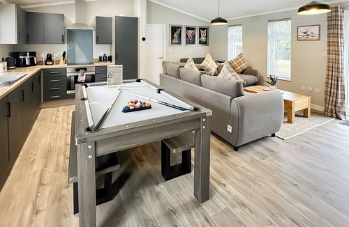 Raywell Ski Chalet | Spa Sensation (Sauna & Hot Tub)
