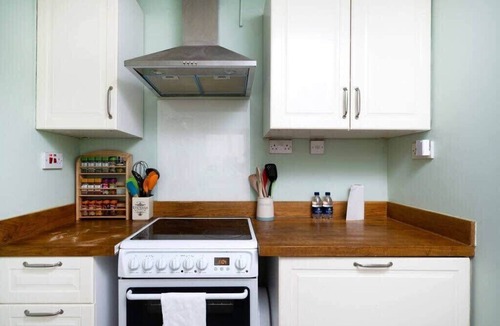 Stratford House | Spacious 3-Bedroom Retreat in London