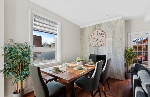 Lawrence Park South Hotel | Spacious 3BR3BA Retreat with Outdoor Space Sleeps 10, Steps from Subway