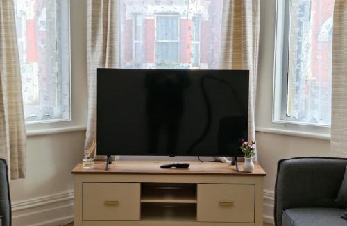 Bruce Grove House | Spacious 5 Bed House By Tottenham Stadium