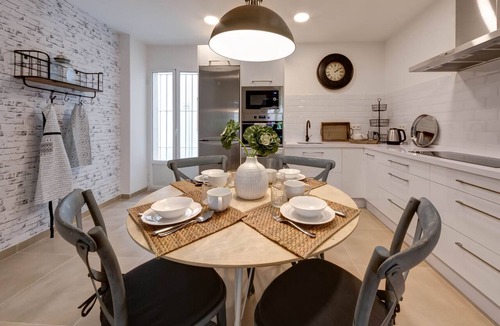 Museo Apartment | Spacious apartment for 8 with private terrace