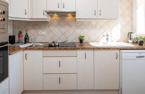 Vall-Llobrega Villa | Spacious Charming House in Vall-llobrega