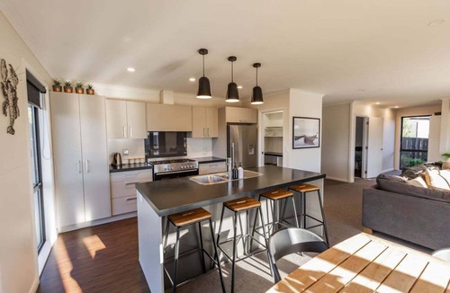 Kaikoura House | Spacious | Family-Friendly | Parkside - KK479