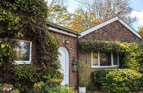 Willesborough Apartment | Spacious Private Annex Near Ashford