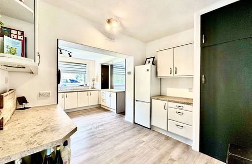 Inveraray Cottage | Spacious Sleeps 10 4 Bedroom Cottage in Inveraray, Fantastic Loch Views and Big Garden
