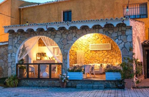 Can Trabal Villa | Spacious villa in Can Trabal with private pool and jacuzzi 980 m²