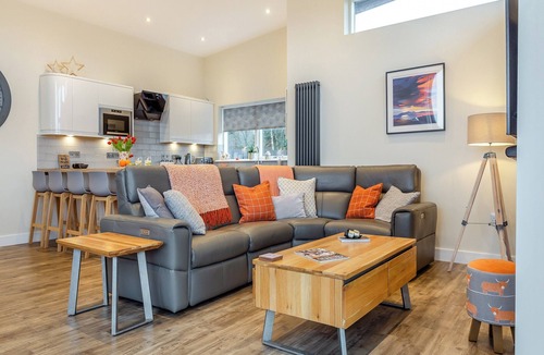 Dingwall Cottage | Spectacular property with large glass frontage to take advantage of the views.