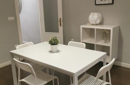 L'Olivereta Apartment | Spring Rose Flat in VALENCIA