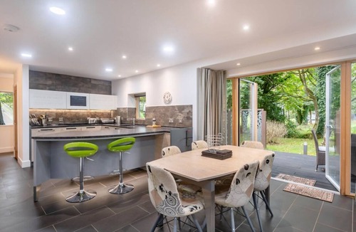 Praze-An-Beeble Cabin | St Austell Lodge Spa, Praze-An-Beeble