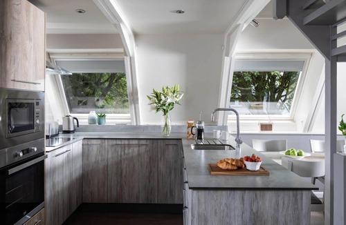 Praze-An-Beeble Cabin | St Ives Studio Spa, Praze-An-Beeble